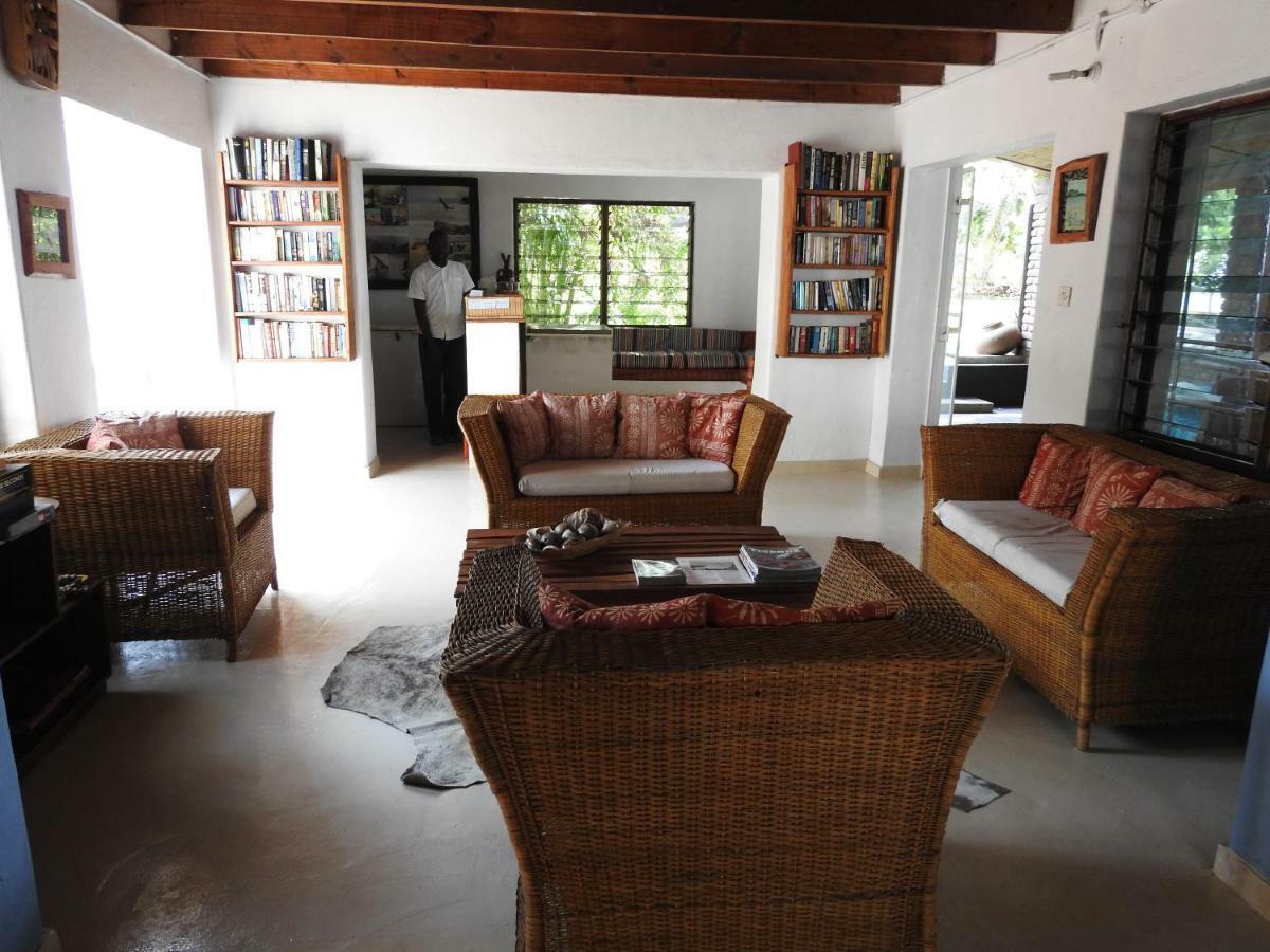 Norman Carr Cottage Monkey Bay Zewnętrze zdjęcie
