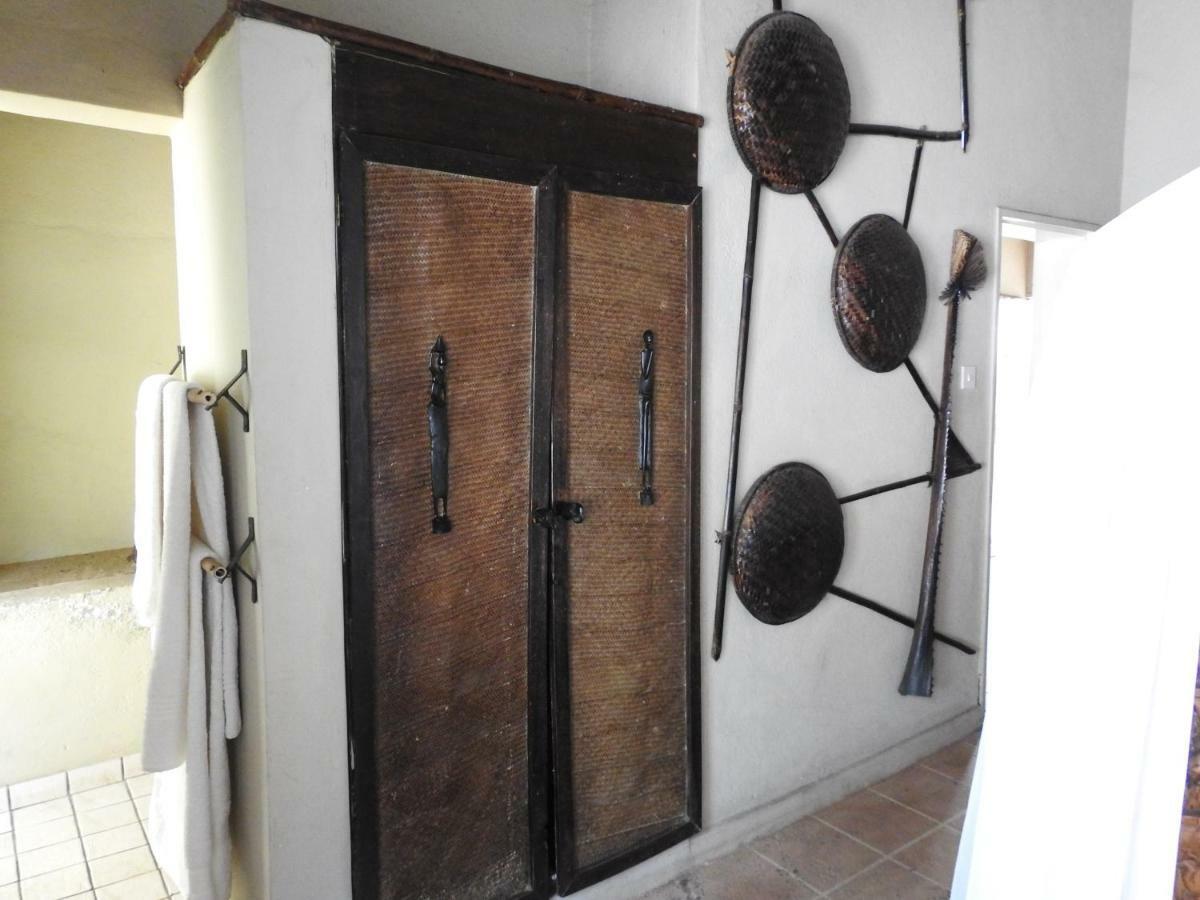 Norman Carr Cottage Monkey Bay Zewnętrze zdjęcie