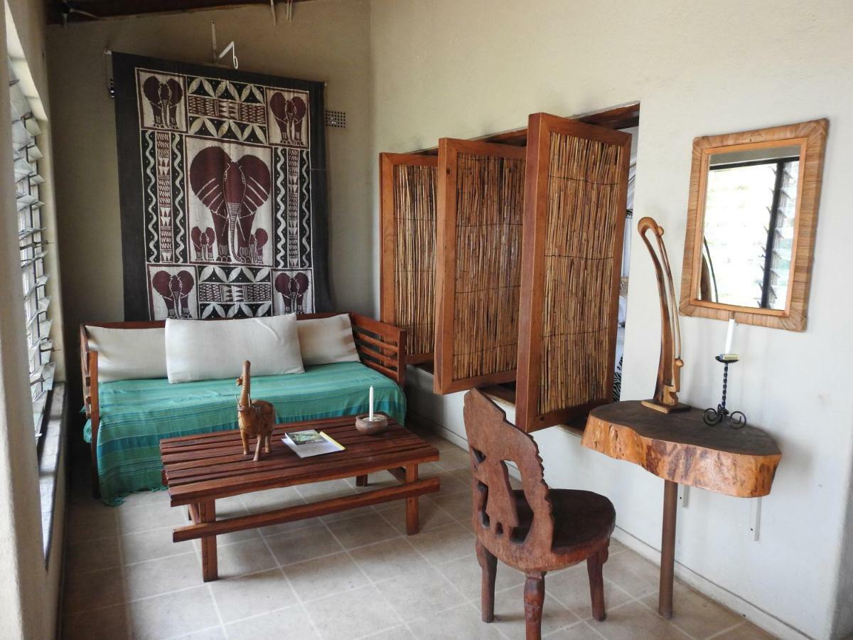 Norman Carr Cottage Monkey Bay Zewnętrze zdjęcie