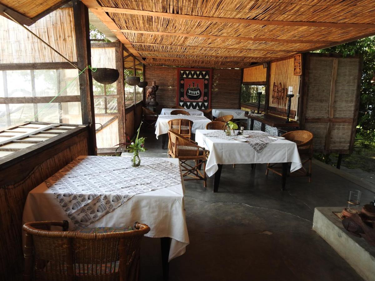 Norman Carr Cottage Monkey Bay Zewnętrze zdjęcie