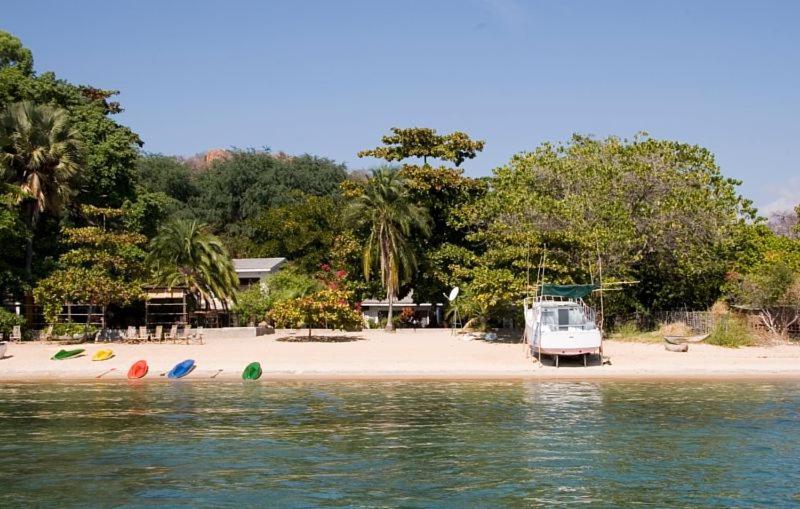 Norman Carr Cottage Monkey Bay Zewnętrze zdjęcie