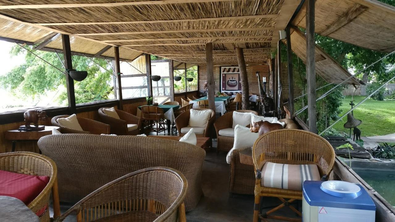 Norman Carr Cottage Monkey Bay Zewnętrze zdjęcie