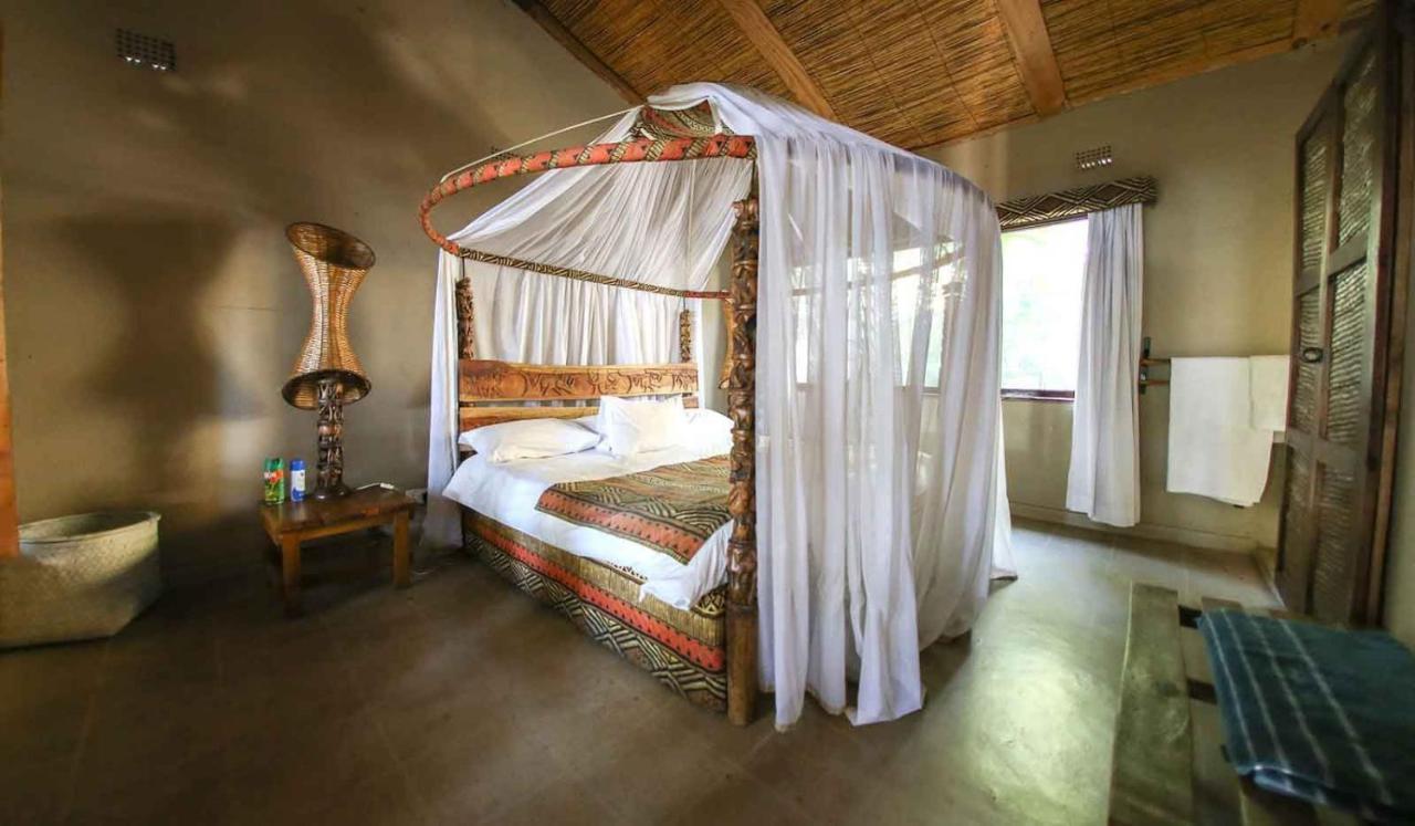 Norman Carr Cottage Monkey Bay Zewnętrze zdjęcie