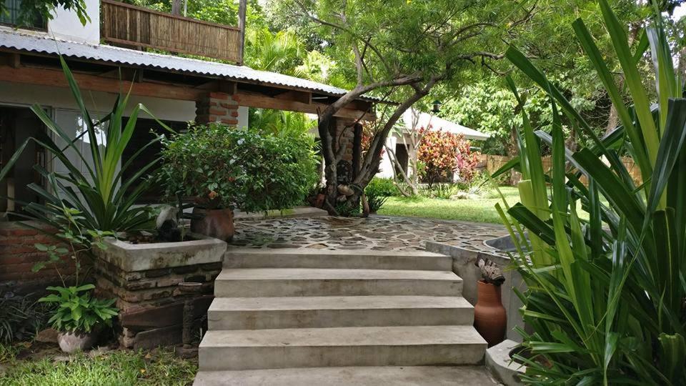 Norman Carr Cottage Monkey Bay Zewnętrze zdjęcie