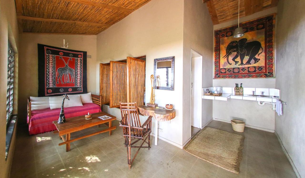 Norman Carr Cottage Monkey Bay Zewnętrze zdjęcie